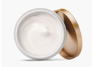 Hydrating Eye Cream for Daily Skincare Routine
